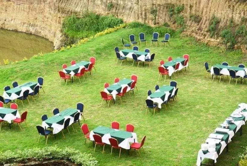 Brevan Hotel And Conference Centre