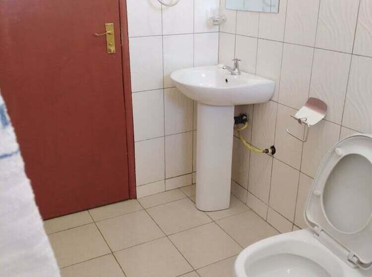 Brevan Hotel And Conference Centre