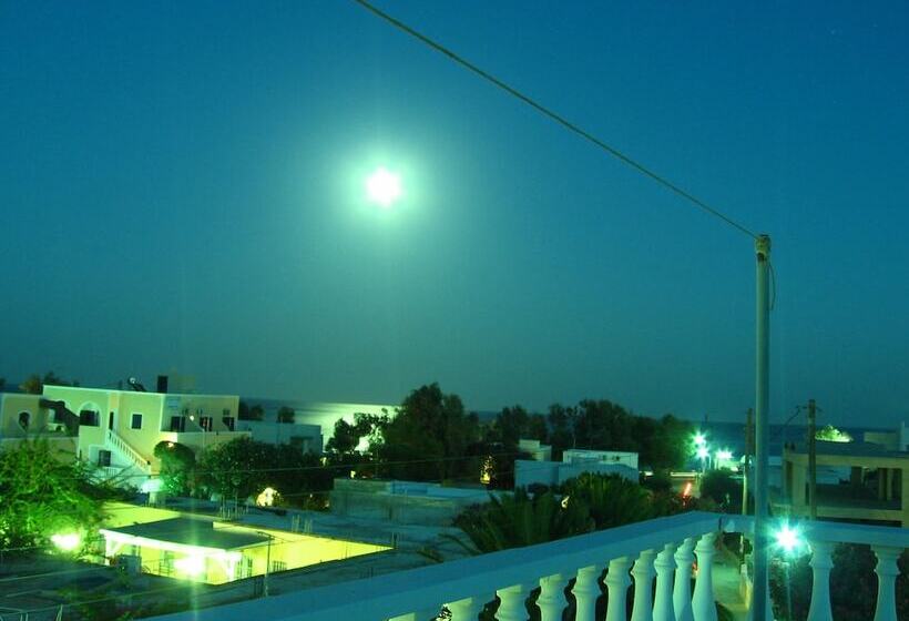 Evelina Beach Pension A Breath Away From The Black Beach Offer Plenty Of Accommodation Type To Suit