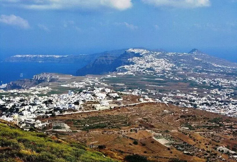 Evelina Beach Pension A Breath Away From The Black Beach Offer Plenty Of Accommodation Type To Suit