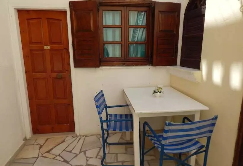 Evelina Beach Pension A Breath Away From The Black Beach Offer Plenty Of Accommodation Type To Suit