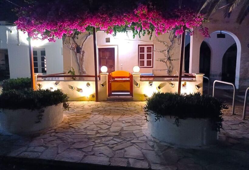 Evelina Beach Pension A Breath Away From The Black Beach Offer Plenty Of Accommodation Type To Suit