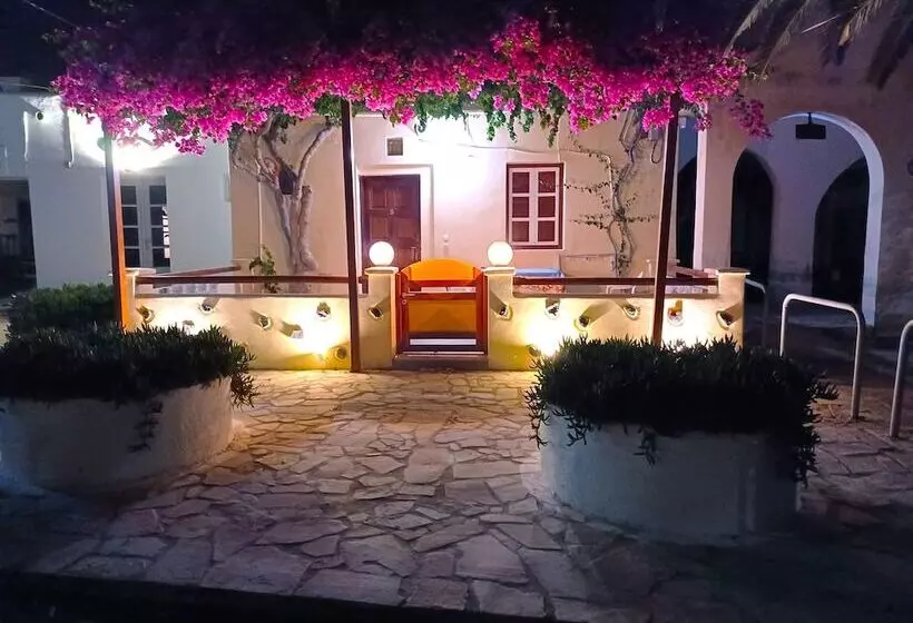 Evelina Beach Pension A Breath Away From The Black Beach Offer Plenty Of Accommodation Type To Suit