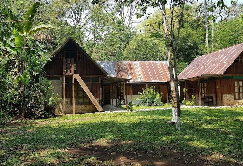 Hostal El Nawal Hostel