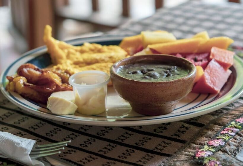 Hostal El Nawal Hostel