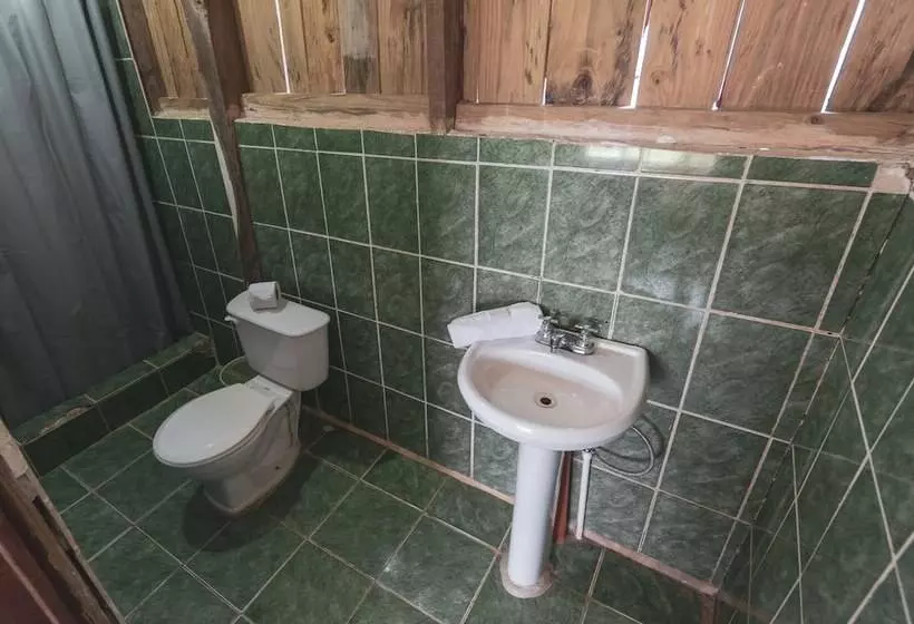 Hostal El Nawal   Hostel