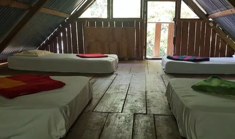 Hostal El Nawal   Hostel
