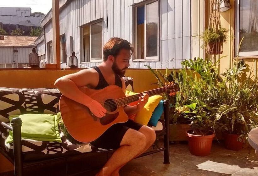 Hostal Valparaiso De Mi Amor   Hostel