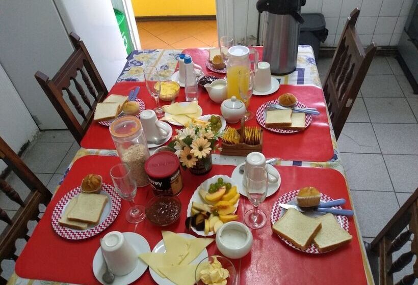 Hostal Valparaiso De Mi Amor   Hostel