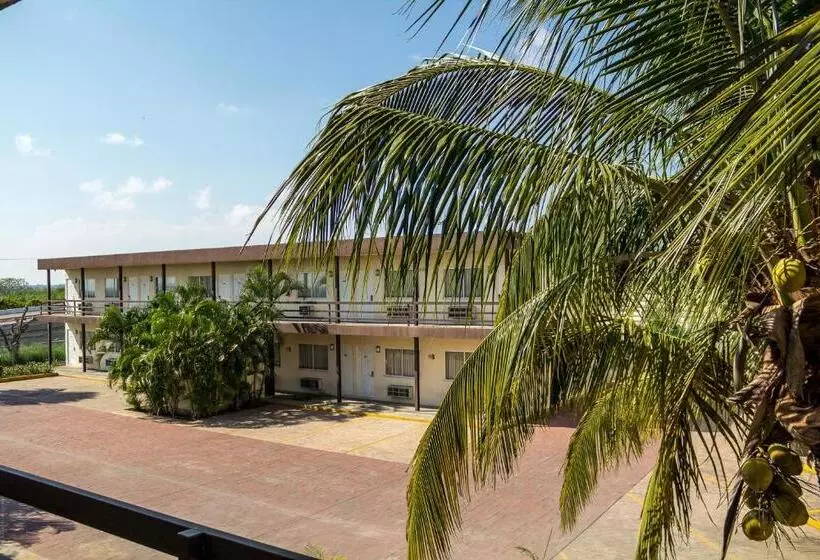 Hotelli Bonitto Inn® Altamira Zona Industrial