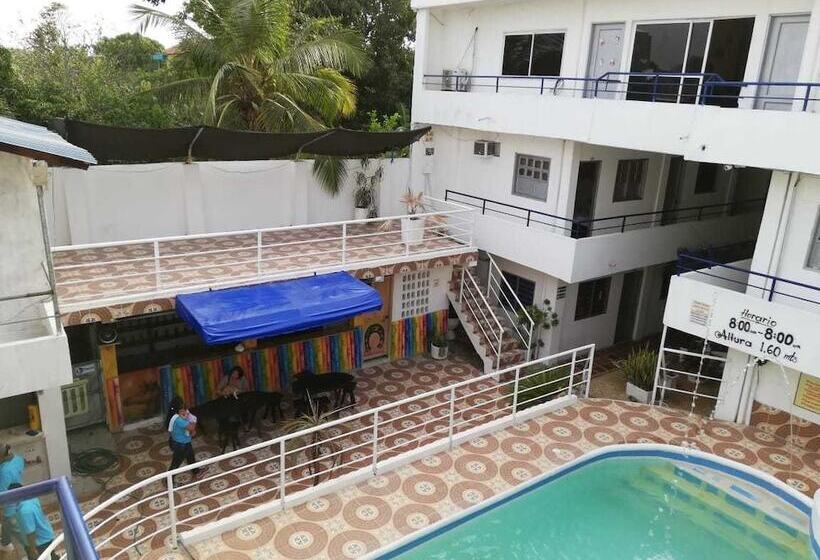 هتل Cabañas De Tolú