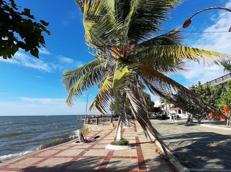 هتل Cabañas De Tolú