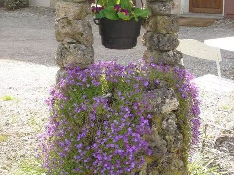 ホテル Camping Frédéric Mistral