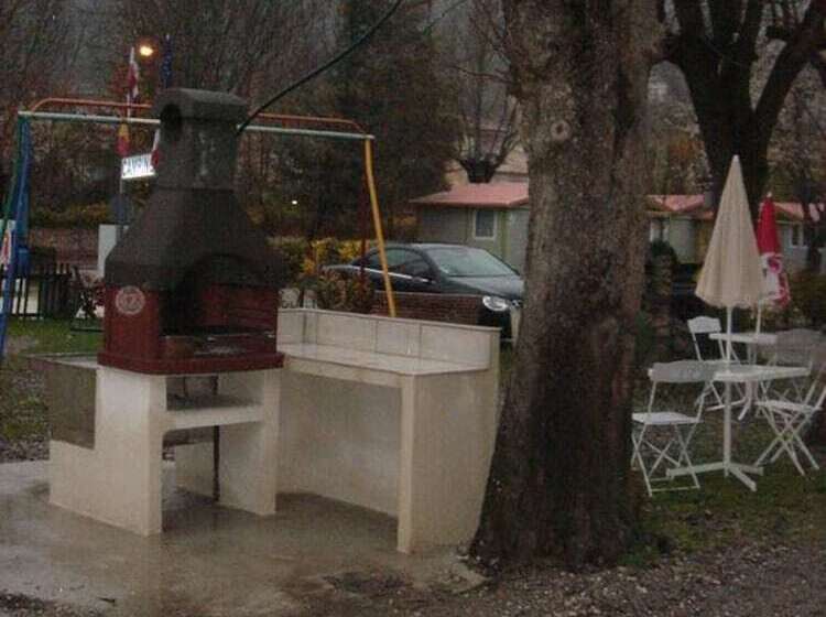 هتل Camping Frédéric Mistral