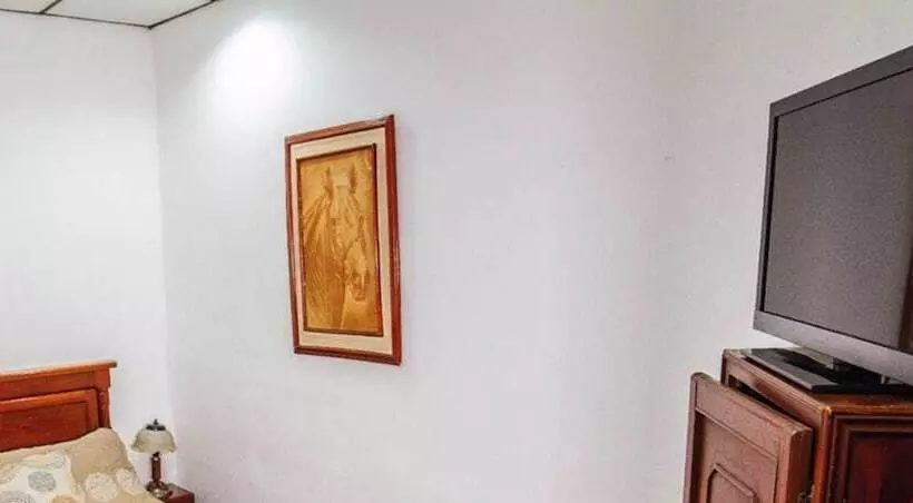 ホテル Del Turismo