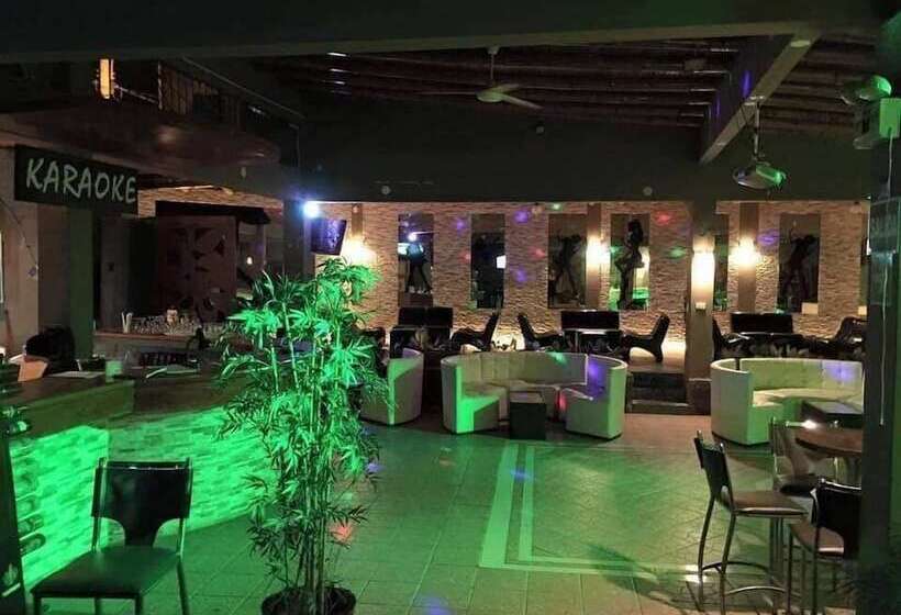 酒店 El Otro Sitio