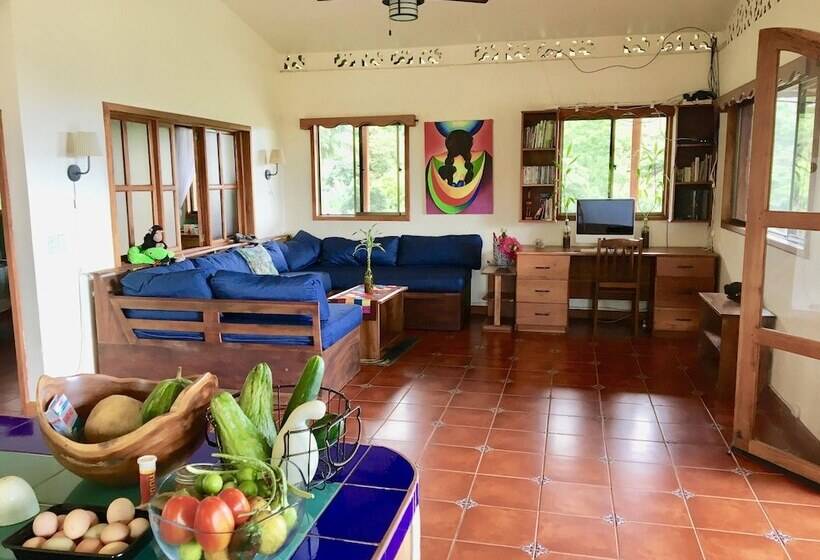 هتل Finca Ometepe