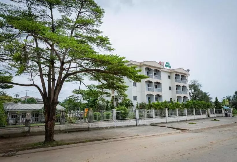 هتل Hibiscus Blvd Triomphal