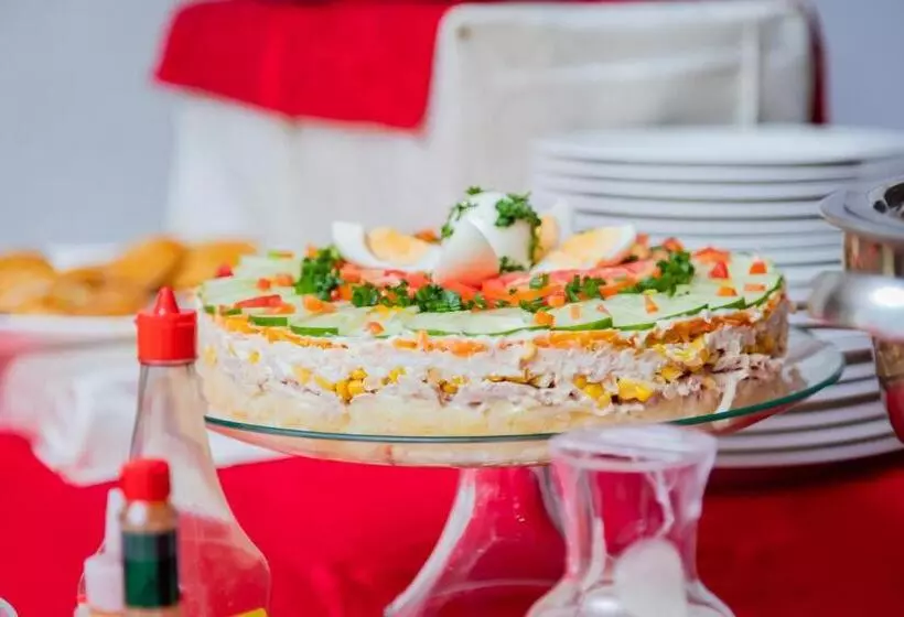 هتل Hibiscus Blvd Triomphal