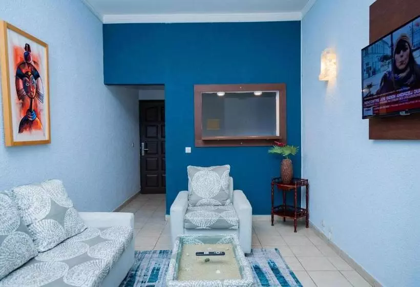 هتل Hibiscus Blvd Triomphal