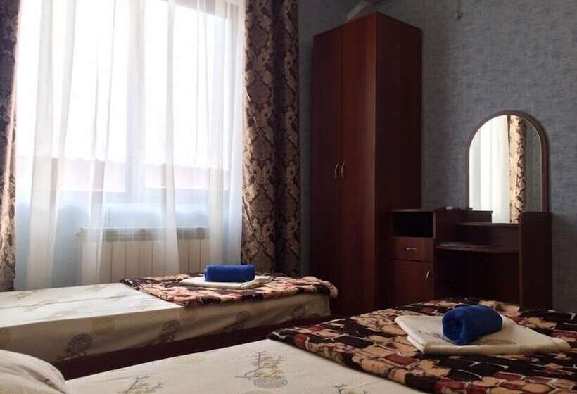 هتل Lazurnaya Plus