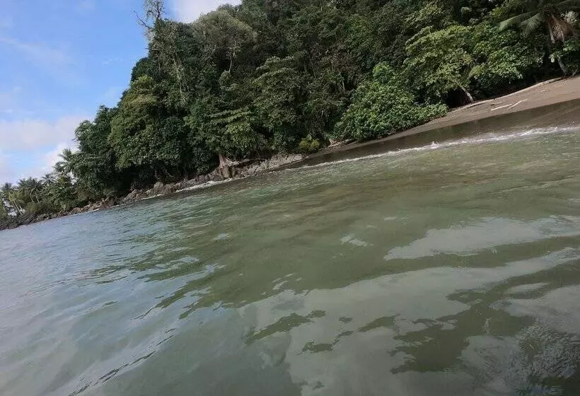 ホテル Pacific Lodge