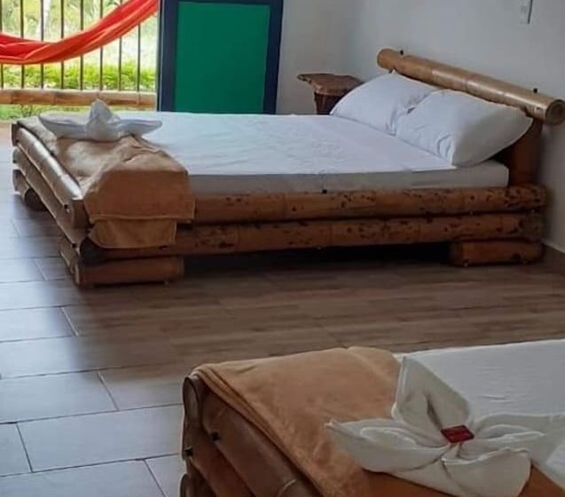 هتل Puerta Del Café