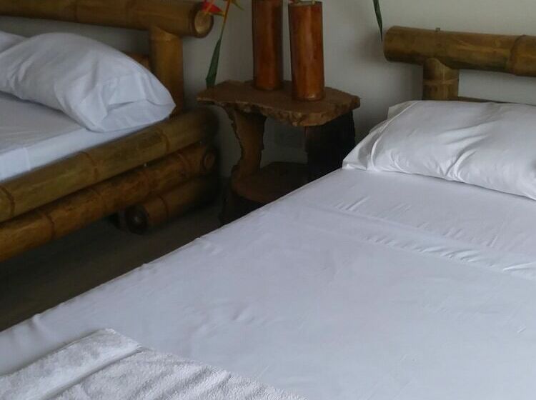 هتل Puerta Del Café