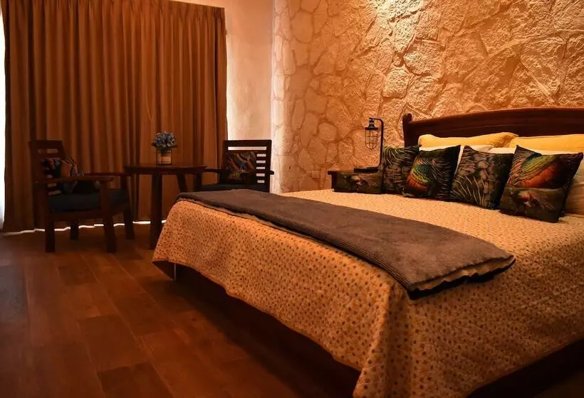 Hotelli Villas Vallazoo