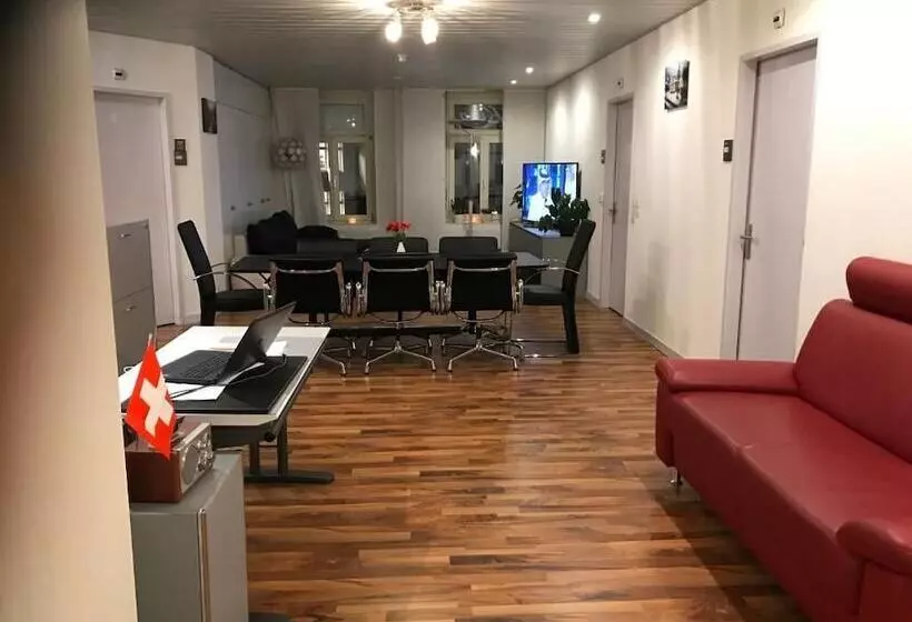 King Apartment