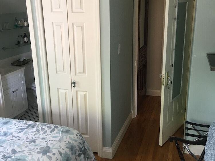 Matisse Bed & Breakfast