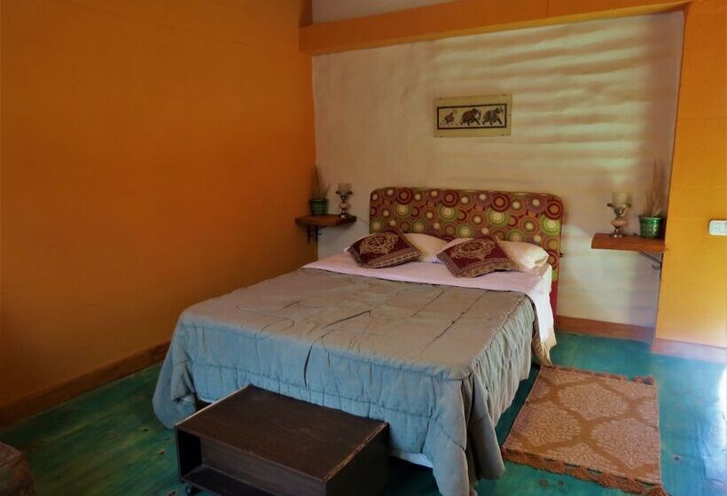 ペンション Eco Veggie Hostel Balaramapuri