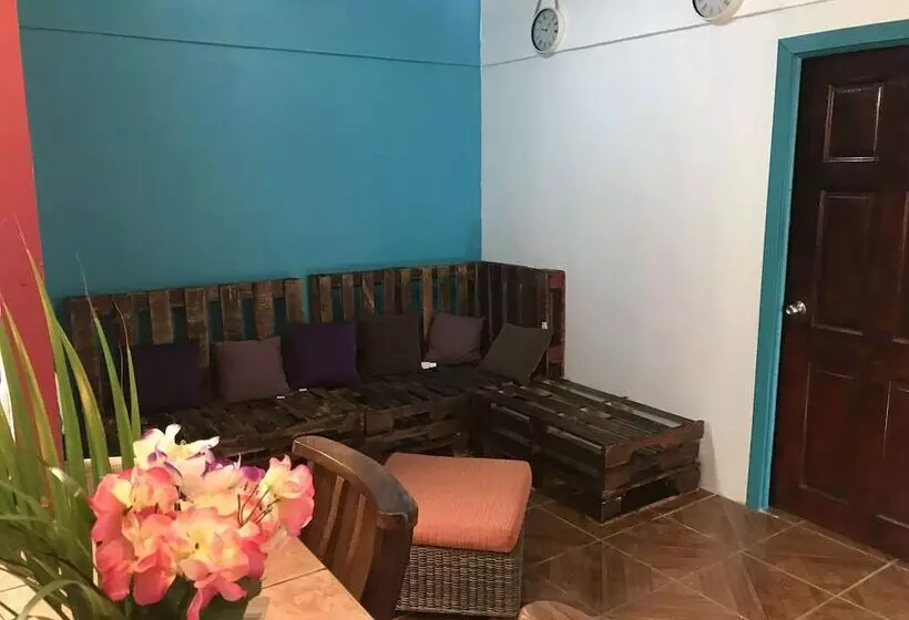 Majatalo Nomadas Paradise House