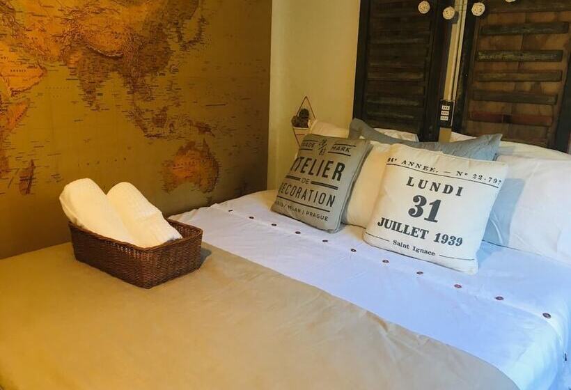 پانسیون The Lift Valpo