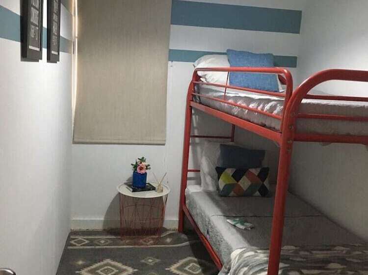 پانسیون The Lift Valpo