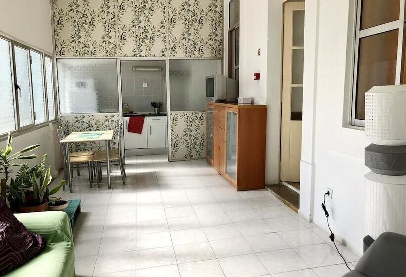 پانسیون The Pocket Pillow House