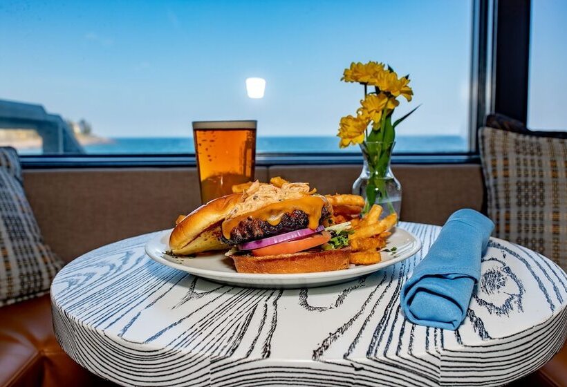 منتجع Bluefin Bay On Lake Superior