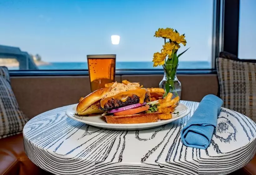 Lomakeskus Bluefin Bay On Lake Superior