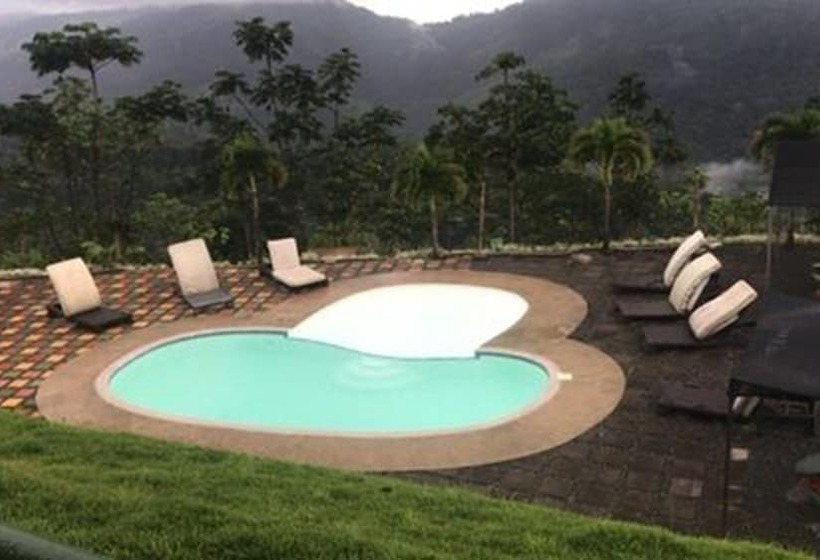 민박 Rancho Los Compayres