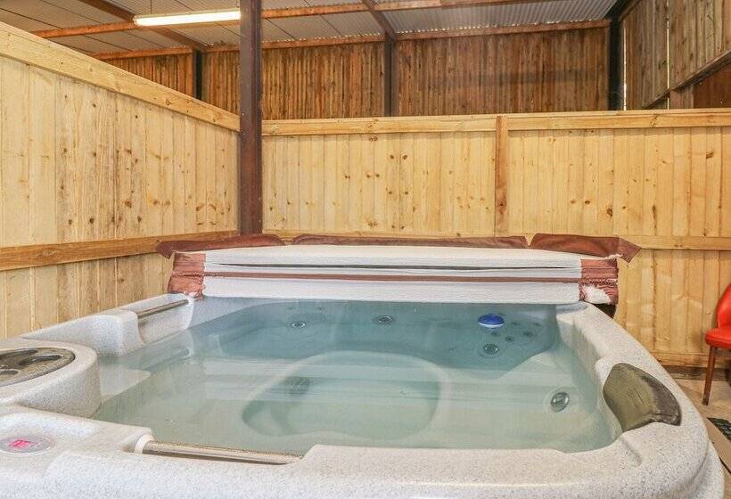 Court House Farmhouse