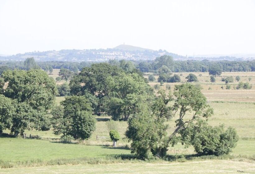 Heron Lodge Castle Farm