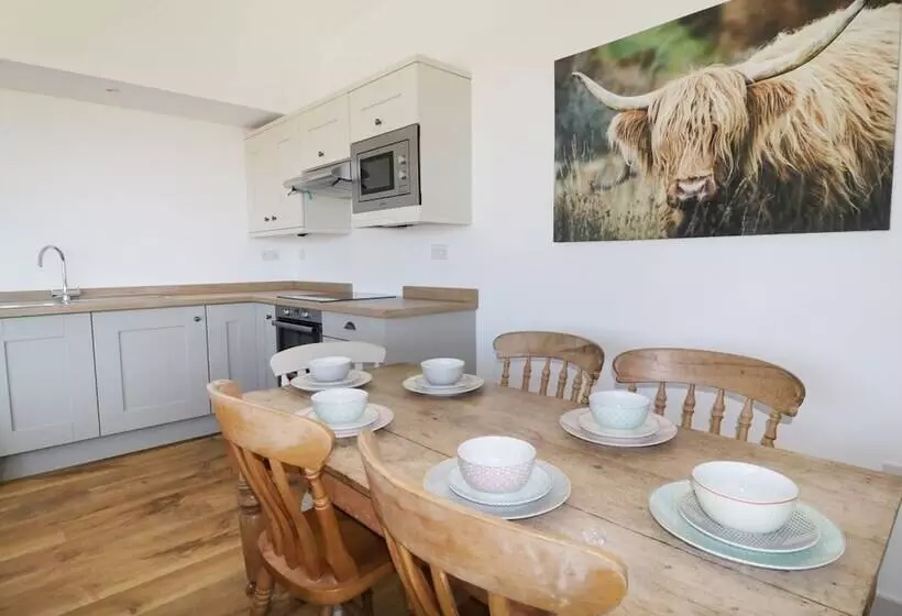 Heron Lodge Castle Farm