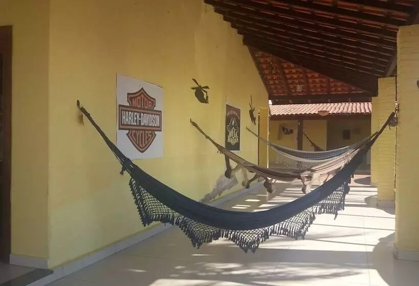 簡易ホテル Pousada Capitão Leno