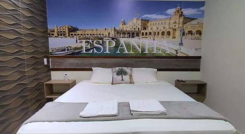 簡易ホテル Pousada Capitão Leno