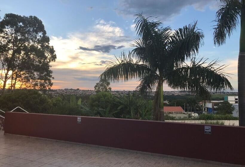 هتل Aeroporto Marília