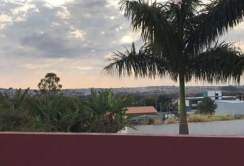 ホテル Aeroporto Marília