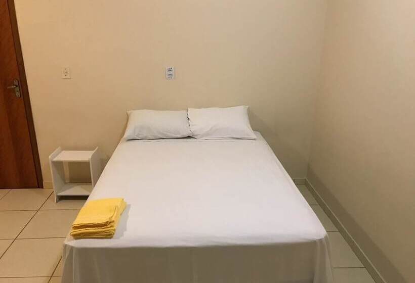 هتل Aeroporto Marília