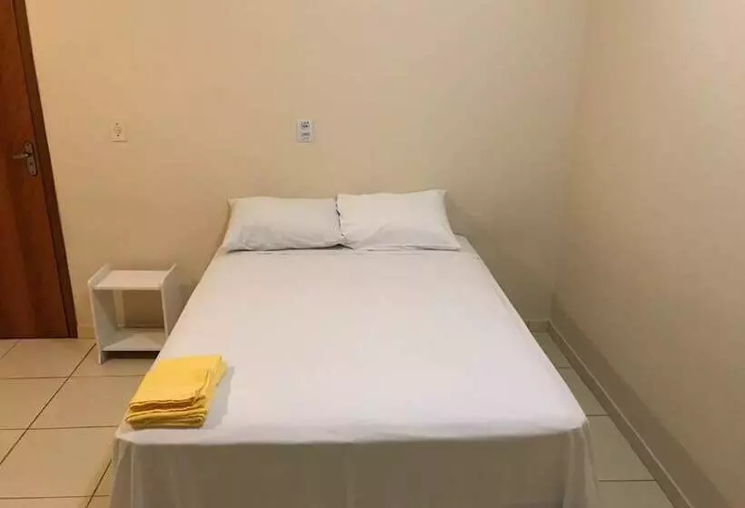 ホテル Aeroporto Marília