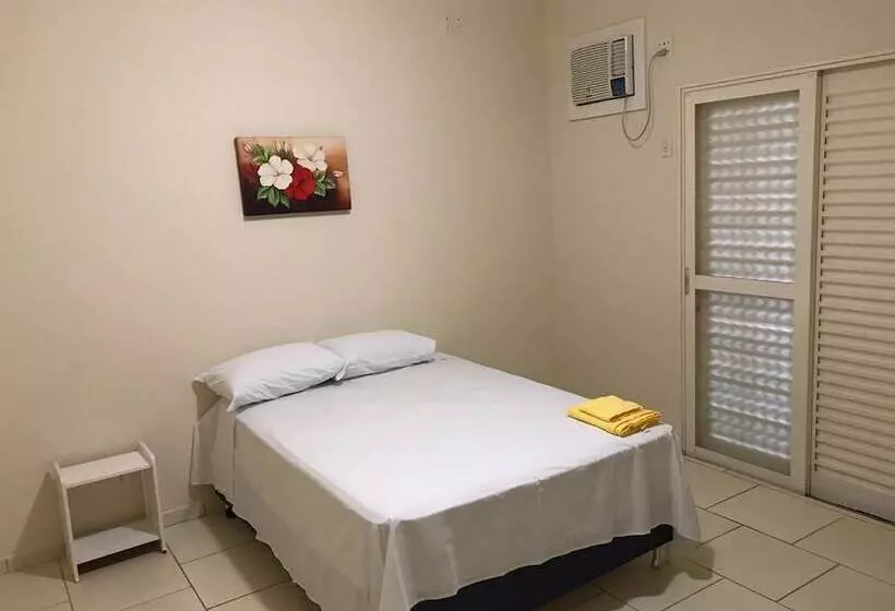 ホテル Aeroporto Marília