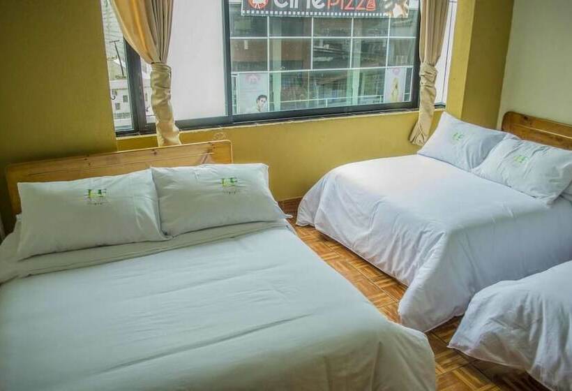 בית מלון כפרי Flores Los Ponchos